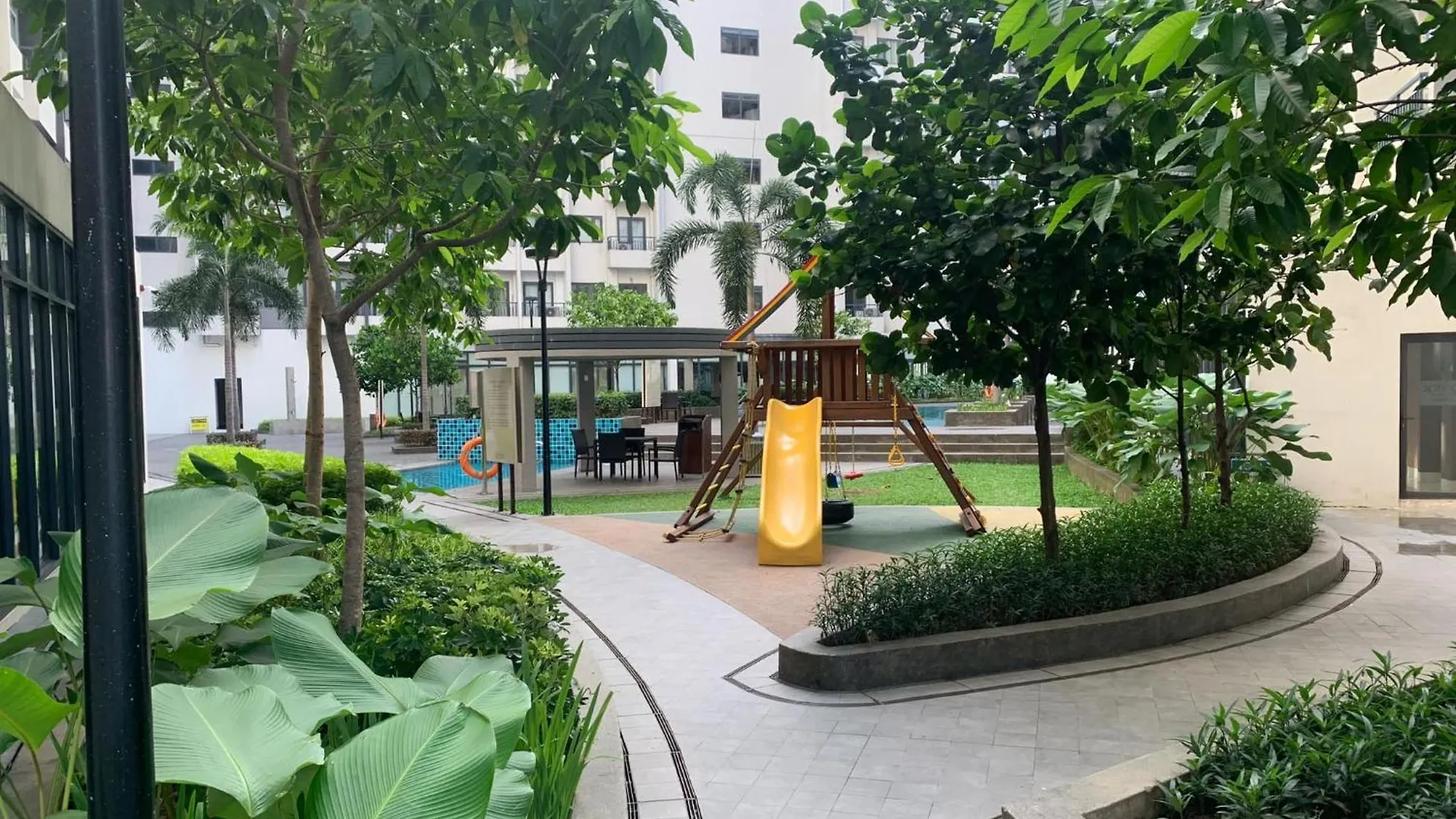 Aeroview Oasis Spring Residences T2U1134 Manila 0*,